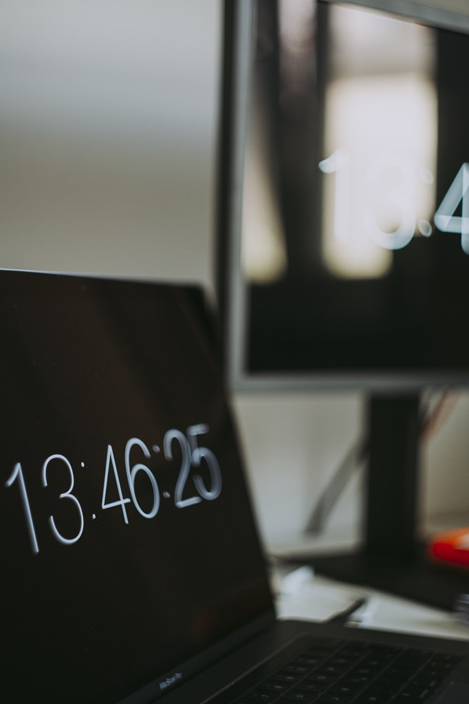 Poste de travail cr?atif pour automatisation Python en entreprise